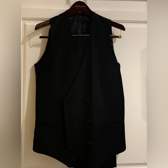 NWOT ROSSI MAN LUXURY BLACK SIZE 34S 3PC SUIT - Picture 3 of 13